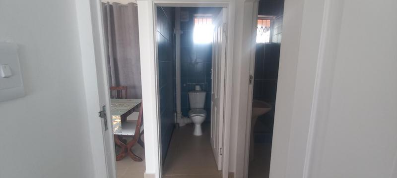 2 Bedroom Property for Sale in Umkomaas KwaZulu-Natal