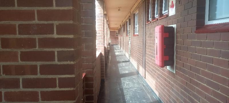 2 Bedroom Property for Sale in Umkomaas KwaZulu-Natal