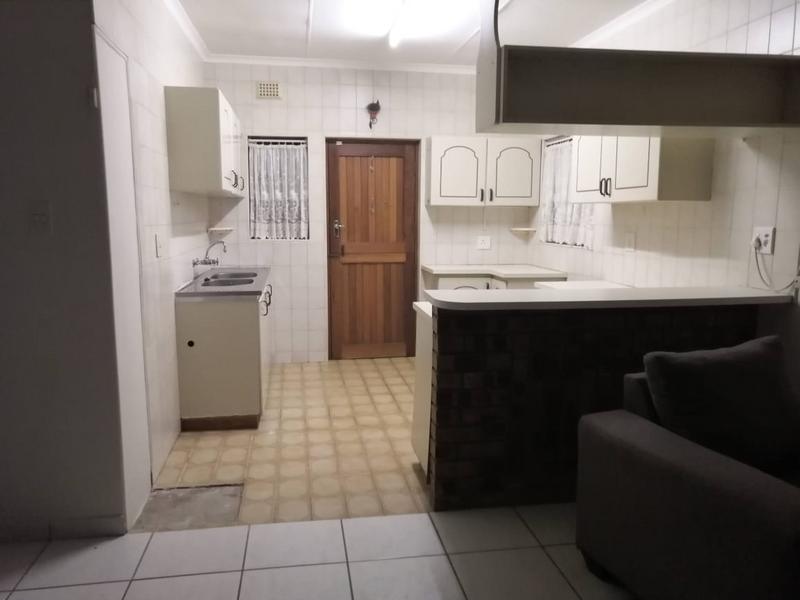 2 Bedroom Property for Sale in Umkomaas KwaZulu-Natal