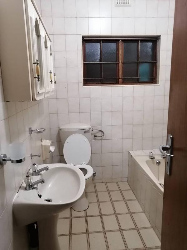 2 Bedroom Property for Sale in Umkomaas KwaZulu-Natal