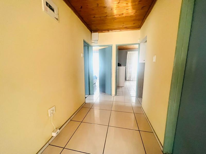 3 Bedroom Property for Sale in Newlands West KwaZulu-Natal