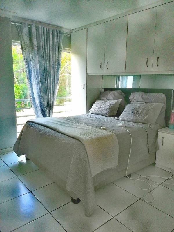 2 Bedroom Property for Sale in Morningside KwaZulu-Natal