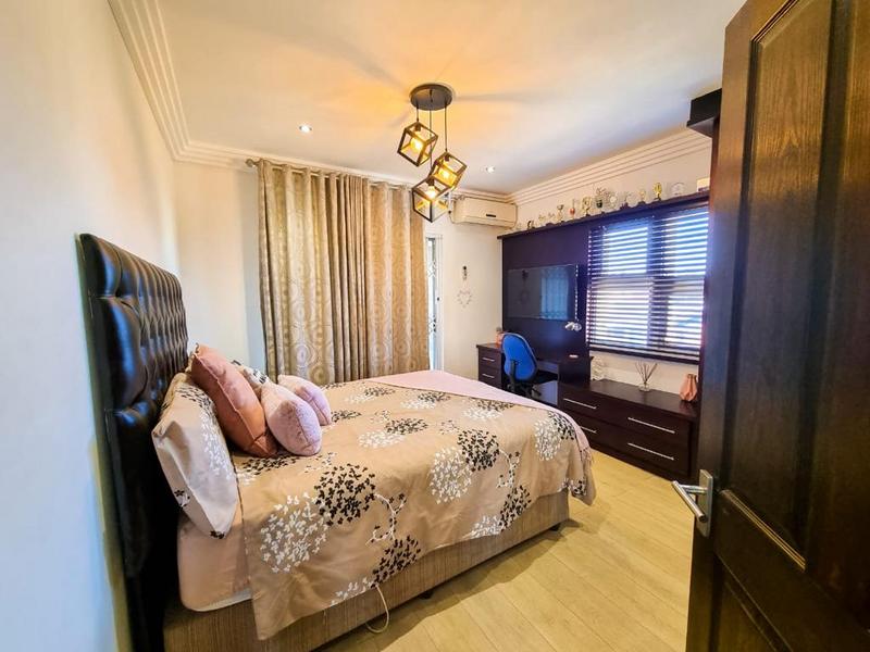 4 Bedroom Property for Sale in Cato Manor KwaZulu-Natal