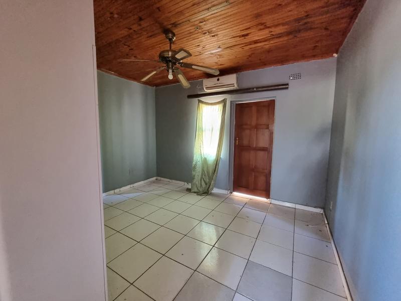 5 Bedroom Property for Sale in Nyala Park KwaZulu-Natal