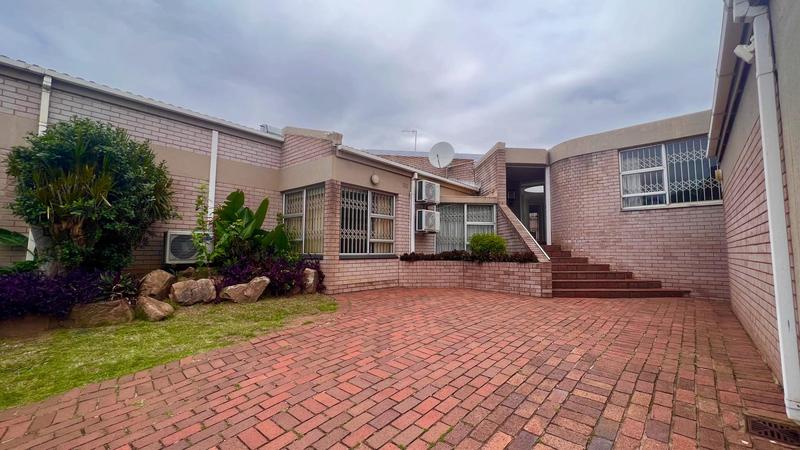 4 Bedroom Property for Sale in Reservoir Hills KwaZulu-Natal