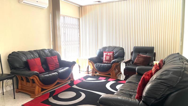 4 Bedroom Property for Sale in Reservoir Hills KwaZulu-Natal