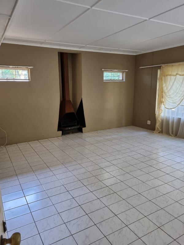 5 Bedroom Property for Sale in Newcastle KwaZulu-Natal