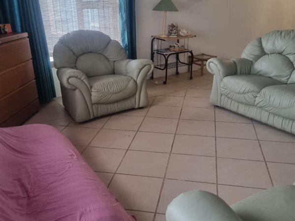 3 Bedroom Property for Sale in Hibberdene KwaZulu-Natal