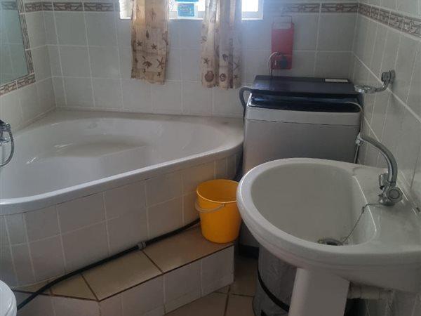 3 Bedroom Property for Sale in Hibberdene KwaZulu-Natal