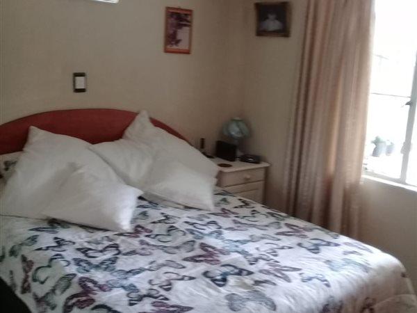 2 Bedroom Property for Sale in Hibberdene KwaZulu-Natal