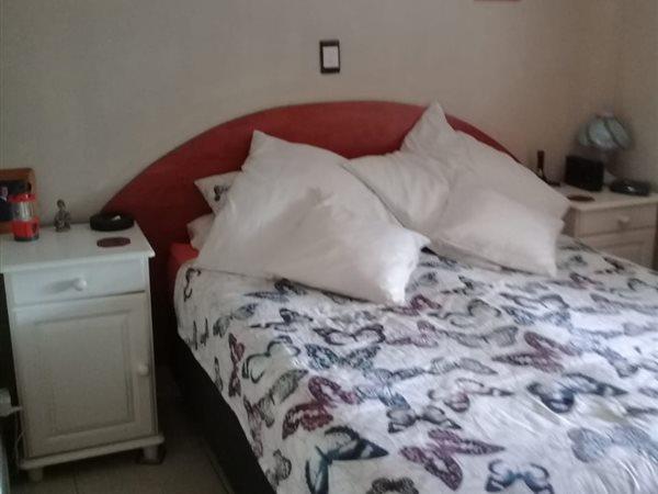 2 Bedroom Property for Sale in Hibberdene KwaZulu-Natal