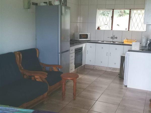 2 Bedroom Property for Sale in Hibberdene KwaZulu-Natal