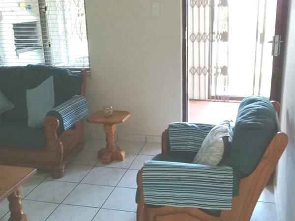 2 Bedroom Property for Sale in Hibberdene KwaZulu-Natal