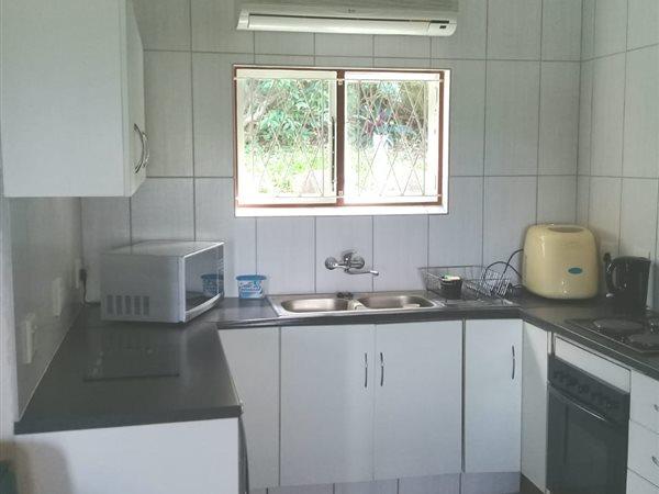 2 Bedroom Property for Sale in Hibberdene KwaZulu-Natal