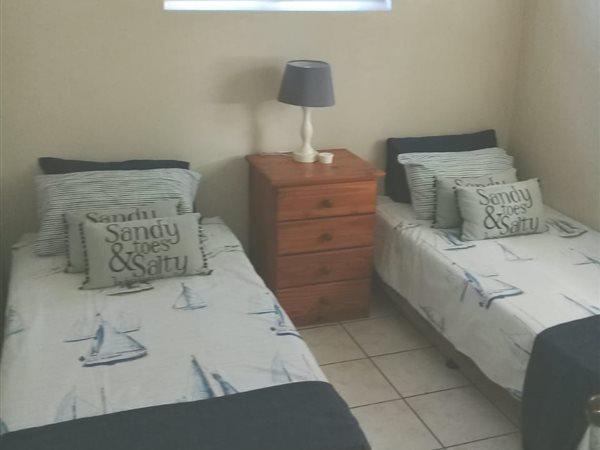 2 Bedroom Property for Sale in Hibberdene KwaZulu-Natal