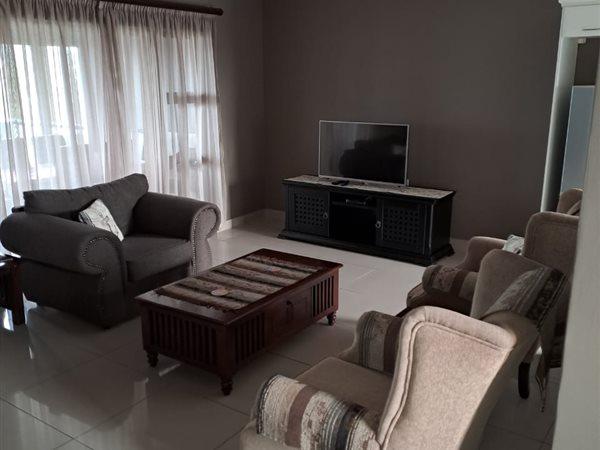 2 Bedroom Property for Sale in Hibberdene KwaZulu-Natal