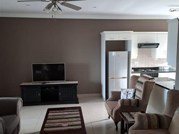 2 Bedroom Property for Sale in Hibberdene KwaZulu-Natal