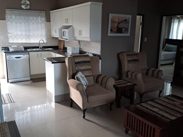 2 Bedroom Property for Sale in Hibberdene KwaZulu-Natal