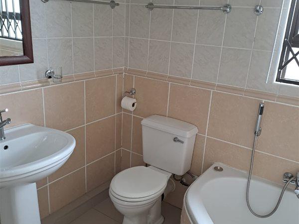 2 Bedroom Property for Sale in Hibberdene KwaZulu-Natal