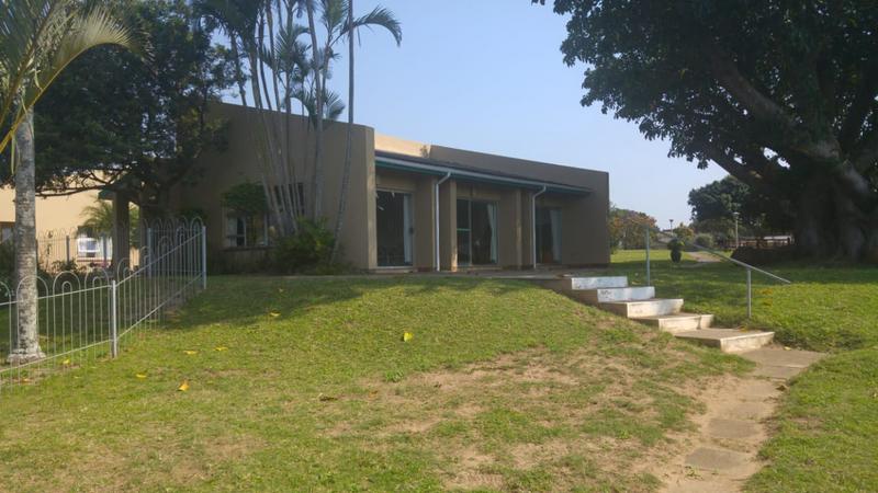 5 Bedroom Property for Sale in Hibberdene KwaZulu-Natal
