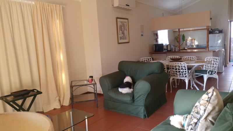 5 Bedroom Property for Sale in Hibberdene KwaZulu-Natal