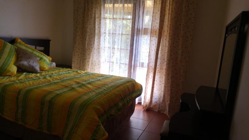 5 Bedroom Property for Sale in Hibberdene KwaZulu-Natal