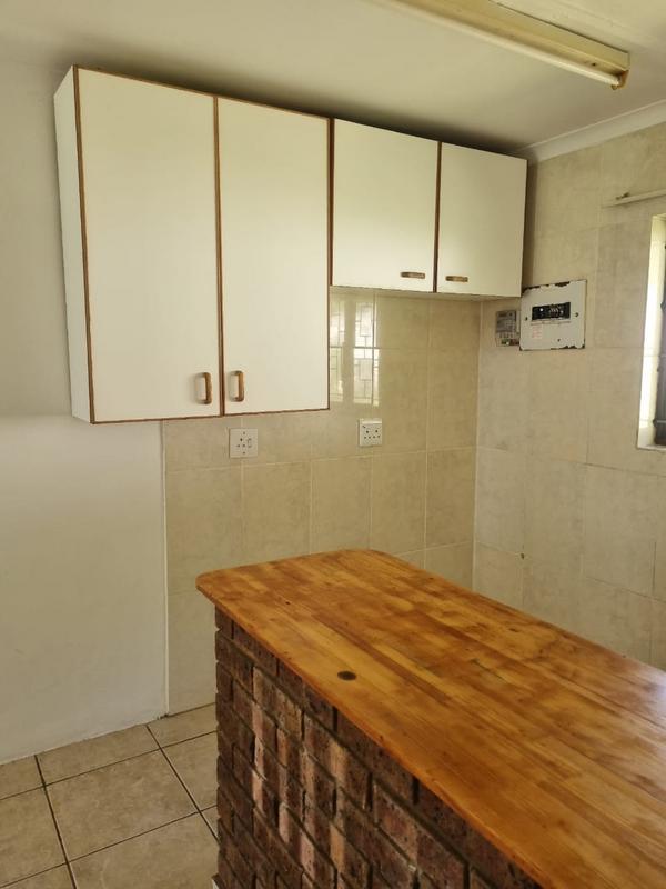 6 Bedroom Property for Sale in Hibberdene KwaZulu-Natal