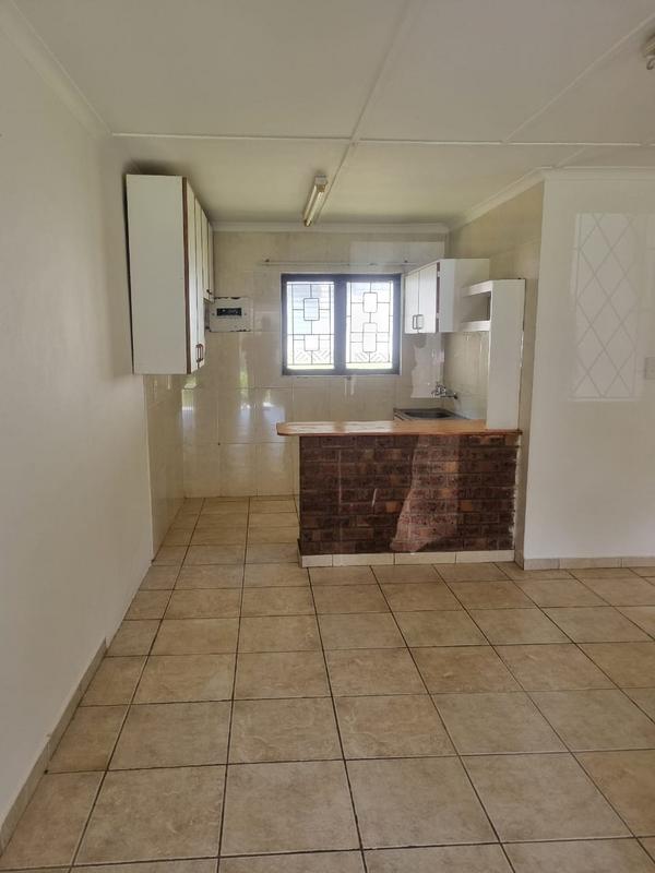 6 Bedroom Property for Sale in Hibberdene KwaZulu-Natal
