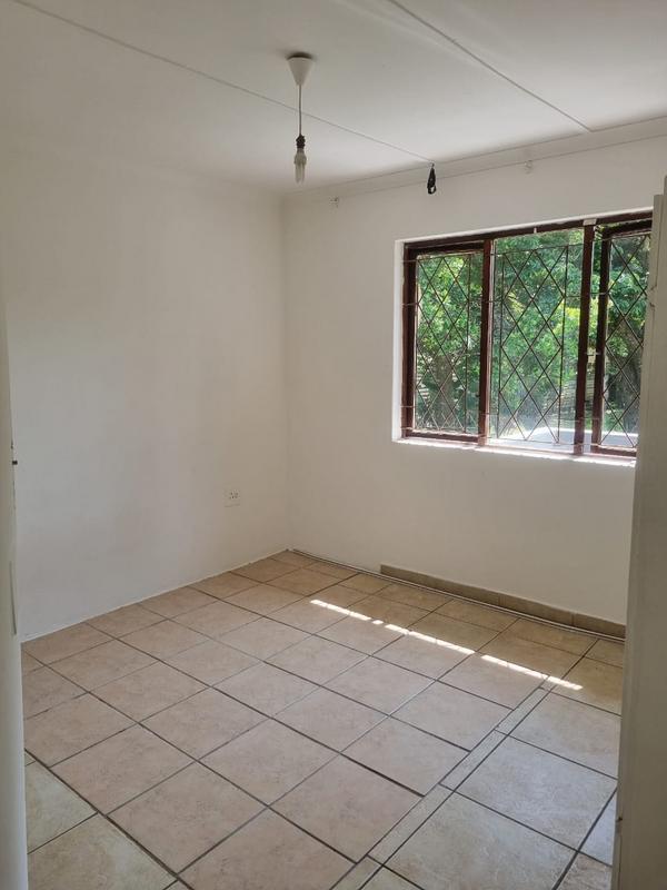 6 Bedroom Property for Sale in Hibberdene KwaZulu-Natal