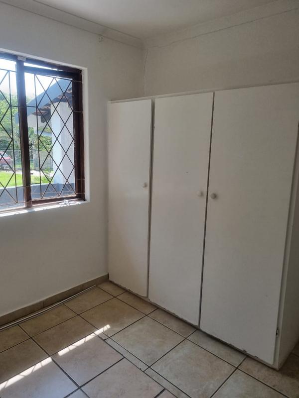 6 Bedroom Property for Sale in Hibberdene KwaZulu-Natal