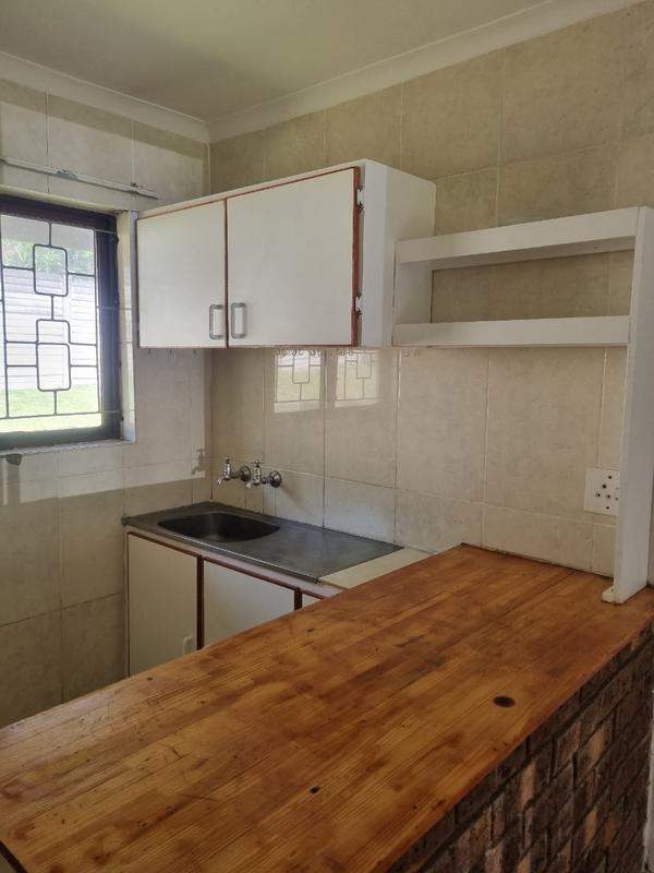 6 Bedroom Property for Sale in Hibberdene KwaZulu-Natal