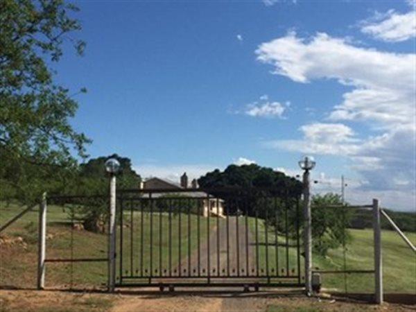 3 Bedroom Property for Sale in Newcastle Rural KwaZulu-Natal