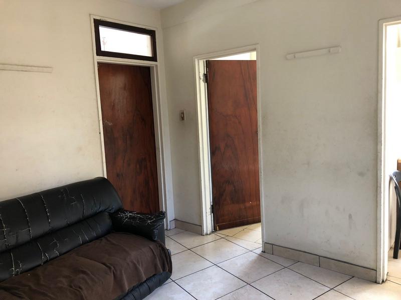 1 Bedroom Property for Sale in Esplanade KwaZulu-Natal