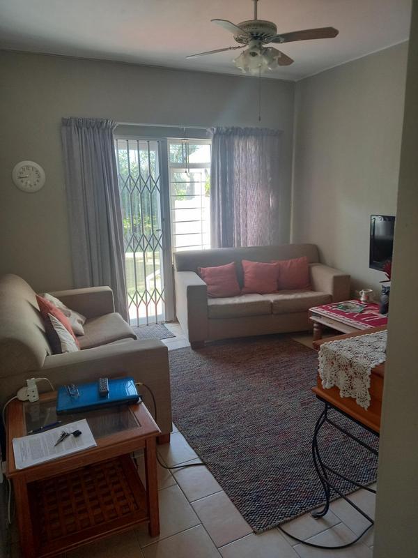 To Let 2 Bedroom Property for Rent in Amanzimtoti KwaZulu-Natal