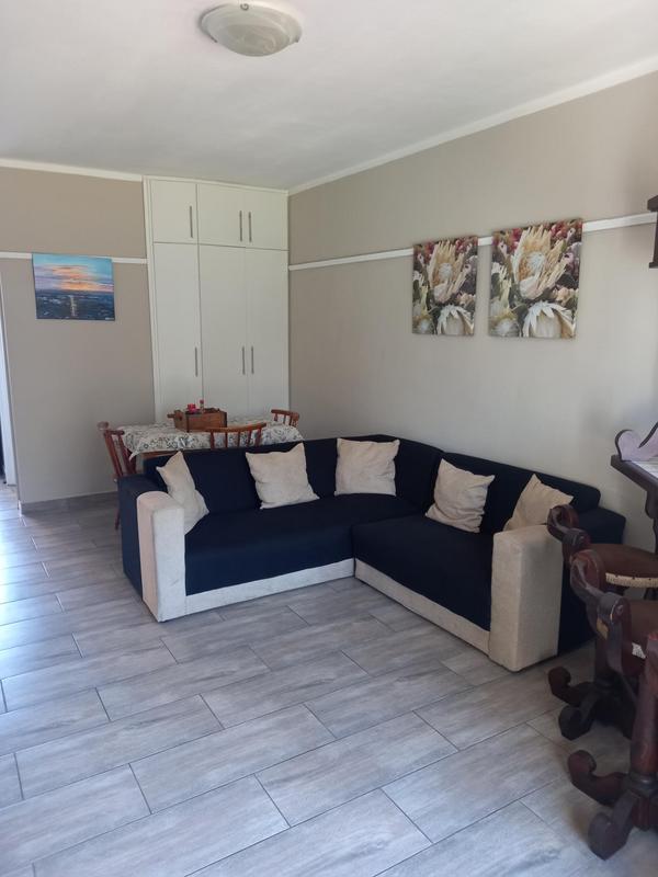 1 Bedroom Property for Sale in Amanzimtoti KwaZulu-Natal