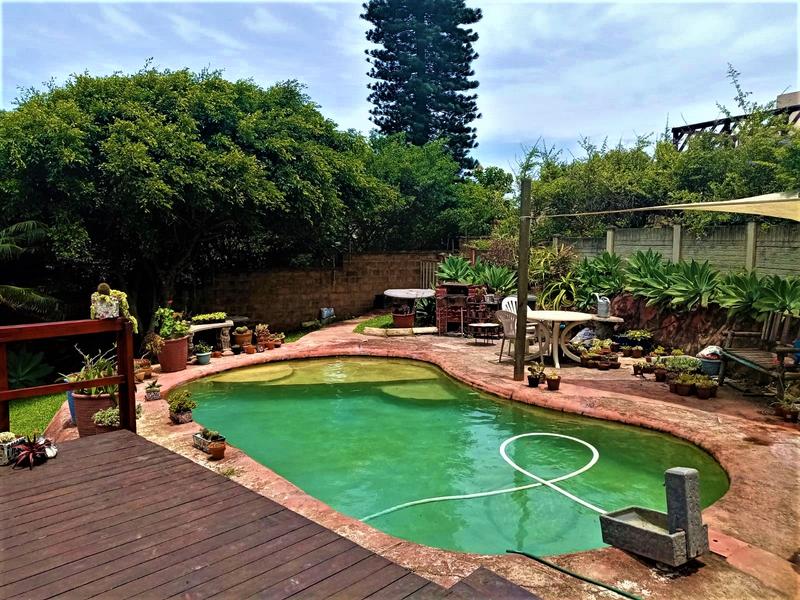 8 Bedroom Property for Sale in Freeland Park KwaZulu-Natal