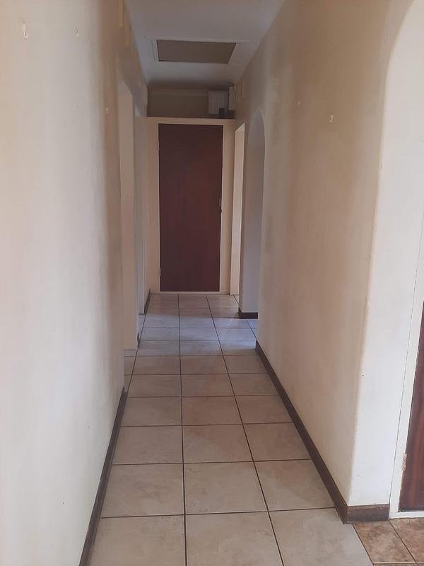 6 Bedroom Property for Sale in Pietermaritzburg KwaZulu-Natal