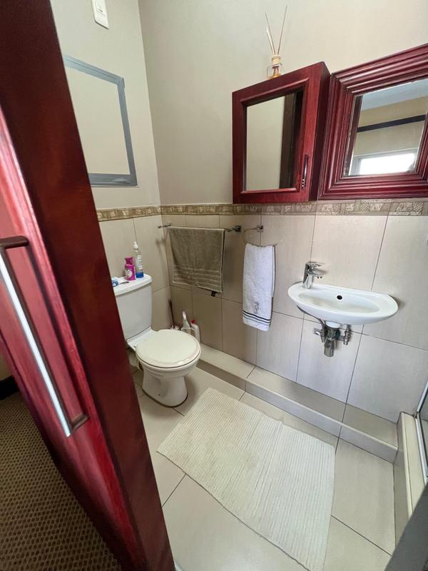 1 Bedroom Property for Sale in Umhlanga Ridge KwaZulu-Natal