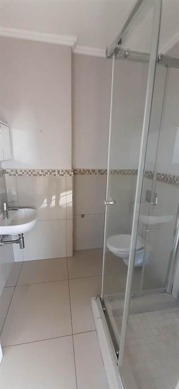 To Let 3 Bedroom Property for Rent in Umhlanga Ridge KwaZulu-Natal