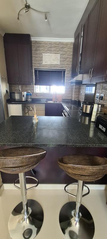 To Let 2 Bedroom Property for Rent in Umhlanga Ridge KwaZulu-Natal