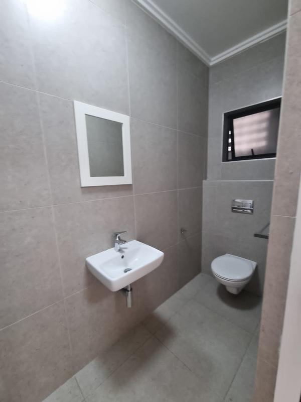 To Let 2 Bedroom Property for Rent in Umhlanga Ridge KwaZulu-Natal