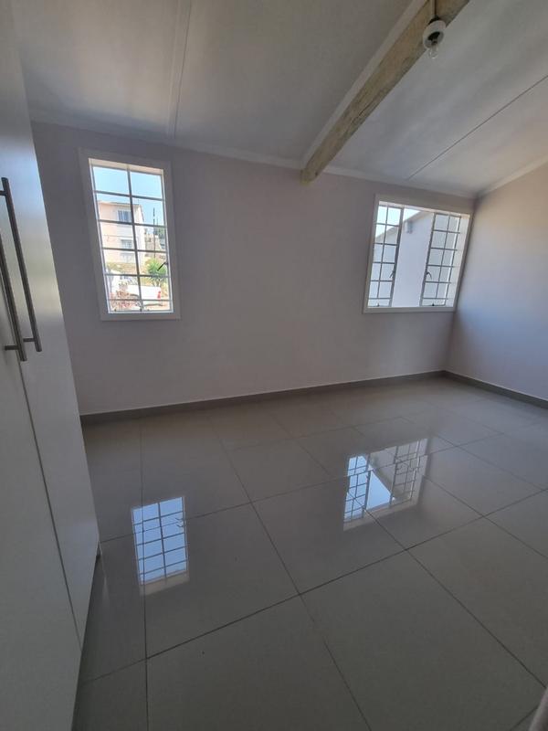 2 Bedroom Property for Sale in Lenham KwaZulu-Natal