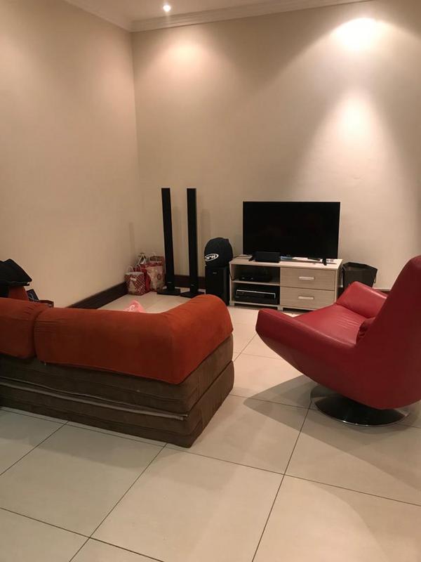 1 Bedroom Property for Sale in Umhlanga Ridge KwaZulu-Natal