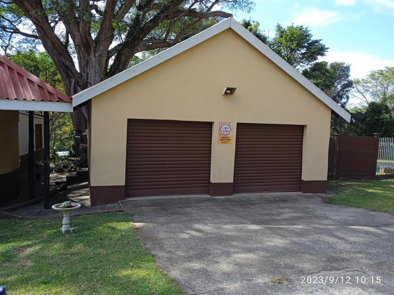 3 Bedroom Property for Sale in Umtentweni KwaZulu-Natal