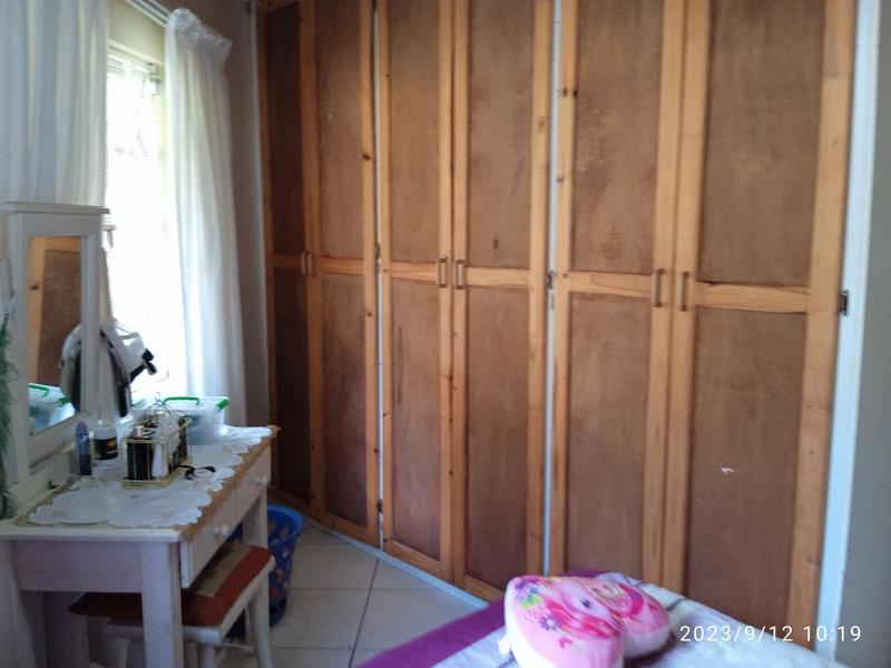 3 Bedroom Property for Sale in Umtentweni KwaZulu-Natal