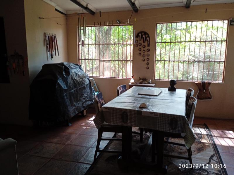 3 Bedroom Property for Sale in Umtentweni KwaZulu-Natal