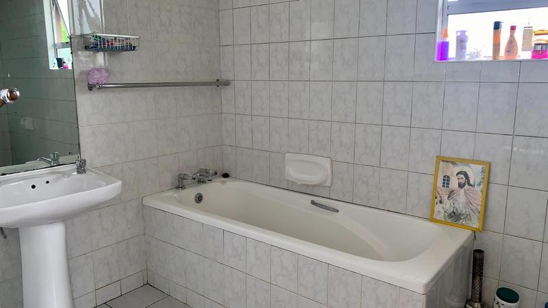 4 Bedroom Property for Sale in Newlands East KwaZulu-Natal