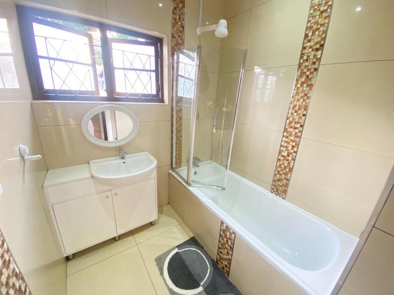 3 Bedroom Property for Sale in Montclair KwaZulu-Natal