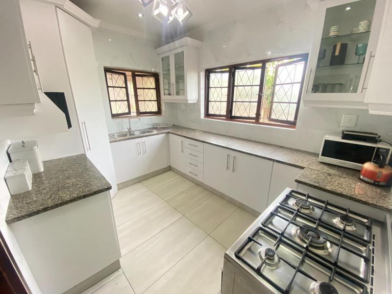 3 Bedroom Property for Sale in Montclair KwaZulu-Natal