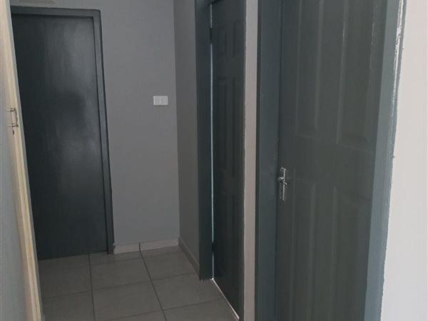 2 Bedroom Property for Sale in Empangeni Central KwaZulu-Natal